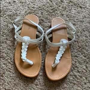 Agaci Size 6 white sandals